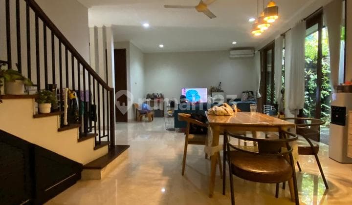 Disewa Rumah Unfurnished di Compound Tenang dan Hijau Mutiara Kemang Jakarta Selatan