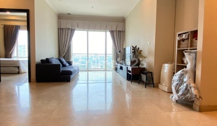 For Sale: 3BR Senayan Residence Apartment With Best View of the Golf Course Patal Senayan, South Jakarta