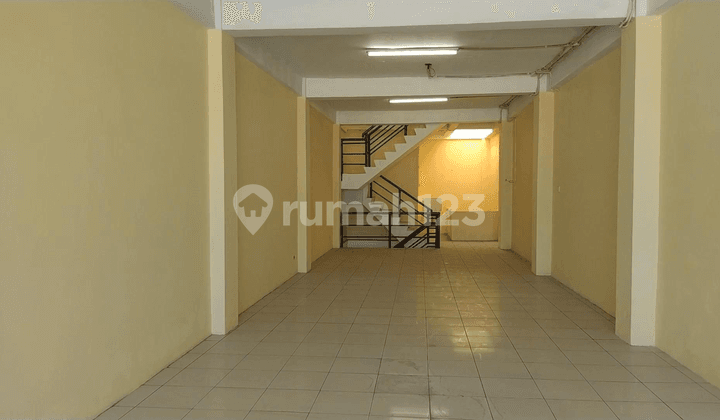 Dijual Ruko 2 Lantai Kokoh dengan Rooftop di Daerah Fatmawati, Jakarta Selatan