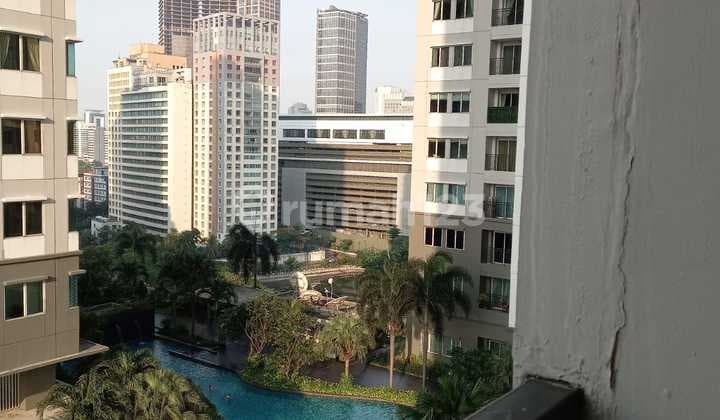 Disewa Apartemen Thamrin Residence Tower Bougenville, Nyaman, di Low Floor Dengan View Swimming Pool, Jakarta Pusat