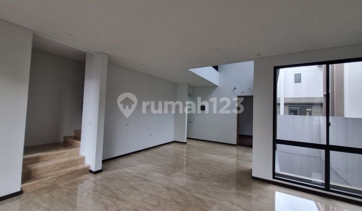 Rumah di THE ZORA CLUSTER KAZUMI 3 Lantai Baru BISA KPR