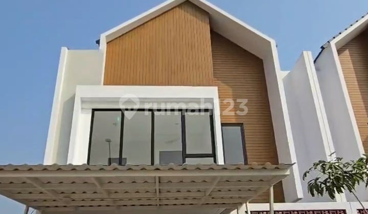 Rumah 2,5 Lantai Brand New Di Northbend Metland Cyber 3menit Dari Toll