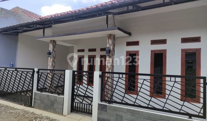 Rumah terjangkau dan terlaris dekat STT Telkom dan tol Buahbatu