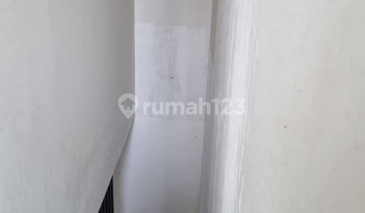 Dijual Sangat Murah Rumah Lavesh Full Renov di Harapan Indah Bekasi.