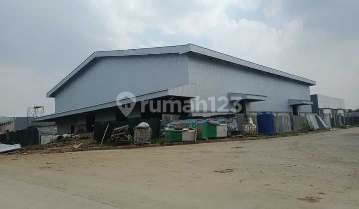 For rent, new warehouse in Cikarang.