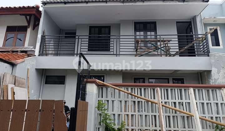 Dijual Cepat Rumah 2 LT Full Renovasi di Metland Cakung Jakarta Timur