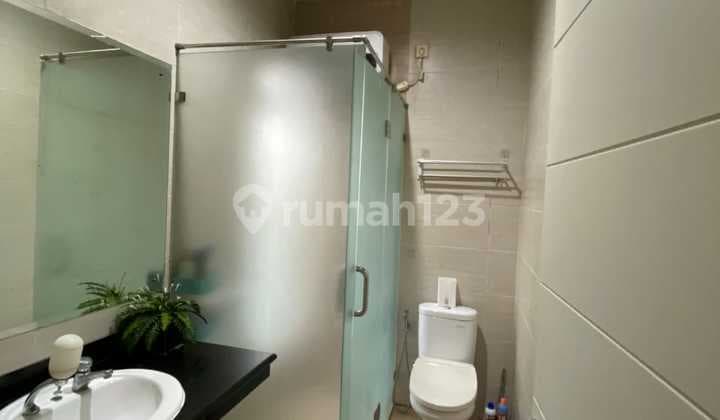 DIJUAL Rumah Cantik 2LT Fully Furnished di cluster Adara Harapan Indah 2