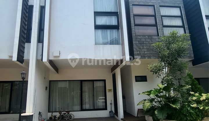 Jual Rumah 2 Lantai Kawasan Serua BSD, Tangsel Stl