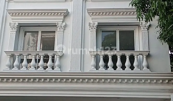 Jual Ruko Royal Palace Jl. Imam Bonjol Karawaci Tangerang Yli