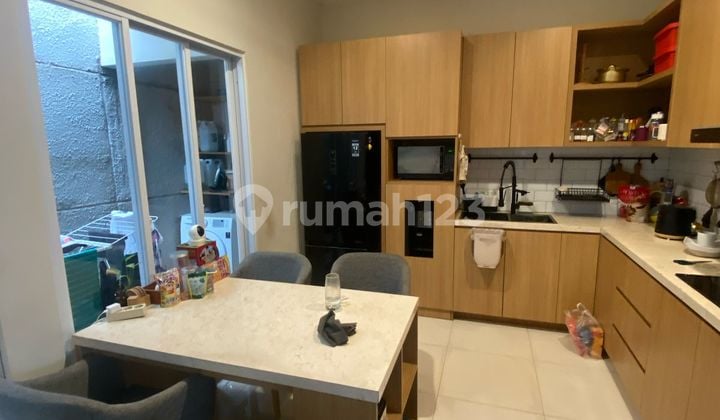 Dijual Cepat Rumah Cantik 1½ Lt Sektor 6b Gading Serpong Ncy