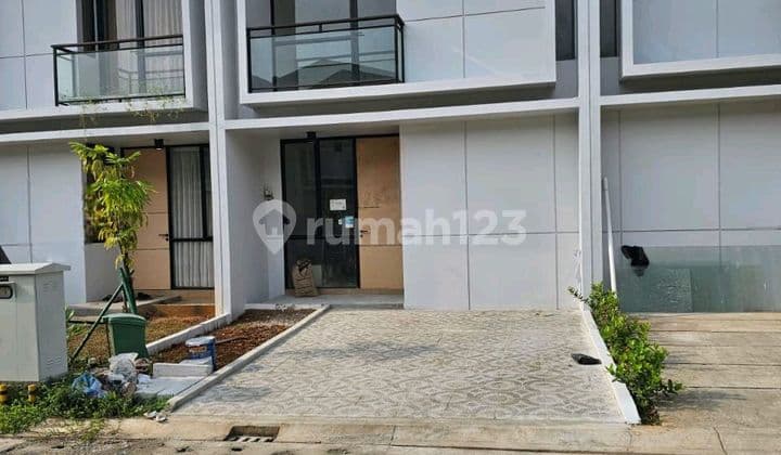 For Sale House in Lippo Area Cendana Cove Cluster Karawaci Lnx