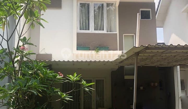 Beautiful house in Neo Catalonia Nusaloka BSD Nusa Loka