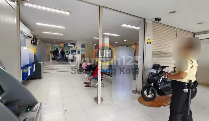 Bangunan kantor di jalan Majapahit