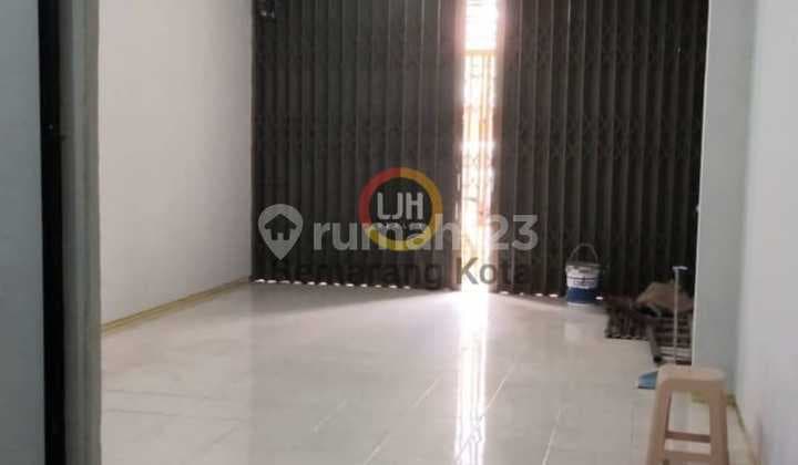 Ruko siap pakai di Gang Pinggir
