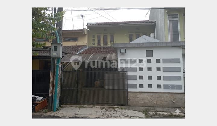 Rumah Riung Bandung Bebas Banjir Sudah SHM