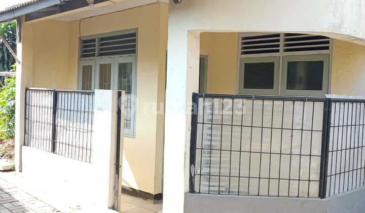 Dijual rumah harga 225 juta masuk mobil di Cilodong Depok