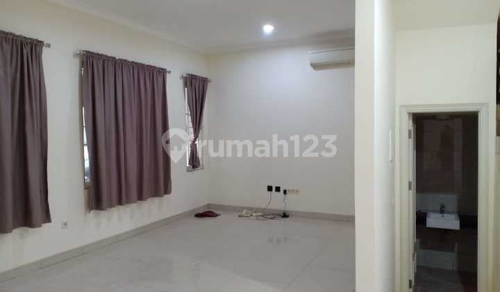 Dijual Rumah Mewah Uk 8x17 Di Cluster Favorite Green Lake