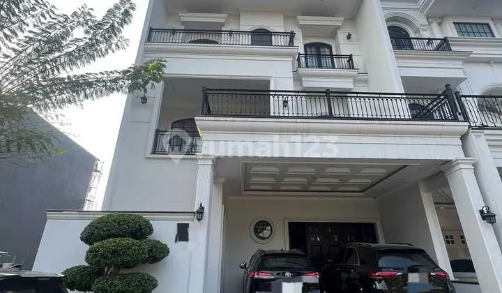 Dijual Rumah Cantik di Green Lake Uk 10x20 Full Furnish Dijual Rumah Cantik di Green Lake Uk 10x20 Full Furnish