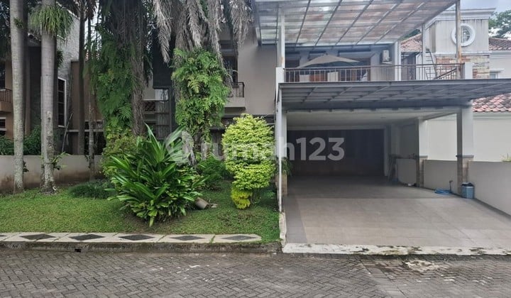 Rumah Mewah 2 Lantai di Perumahan Taman Palagan Asri , Lokasi Elite Ngaglik, Sleman