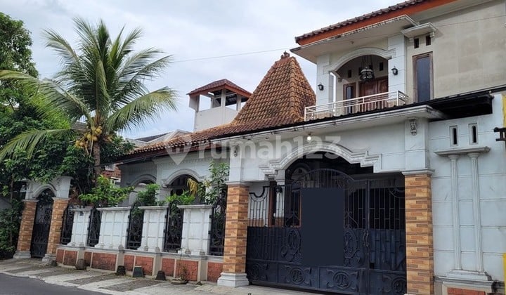 Dijual Rumah 2 Lantai Siap Huni Strategis di Maguwoharjo, Sleman (Dekat Lottemart & RS Hermina)