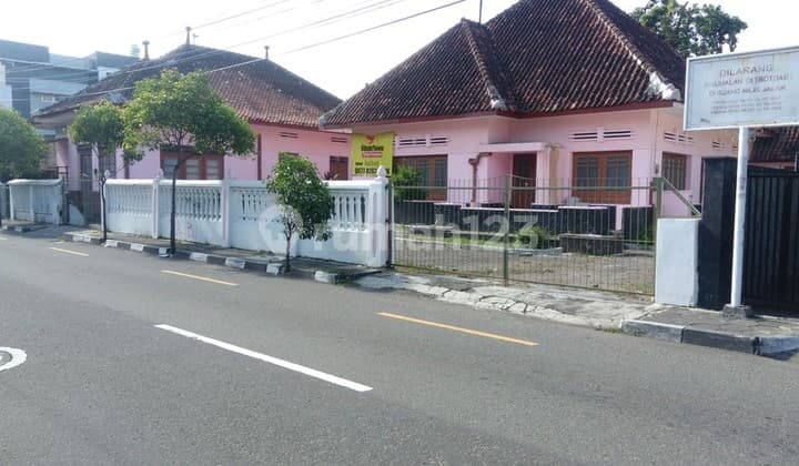 Rumah Klasik di Dekat Malioboro, Dekat Stasiun Lempuyangan, Dekat Pakualaman Yogyakarta.