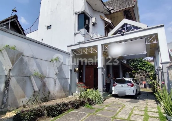 House in a Prime Location in the Malioboro Tourist Area of Yogyakarta