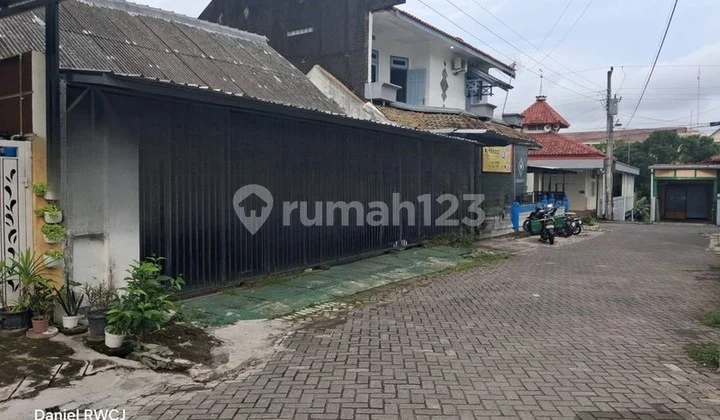 Rumah Tinggal Strategis 1 Lantai di Pringwulung, Condong Catur, Dekat Kampus