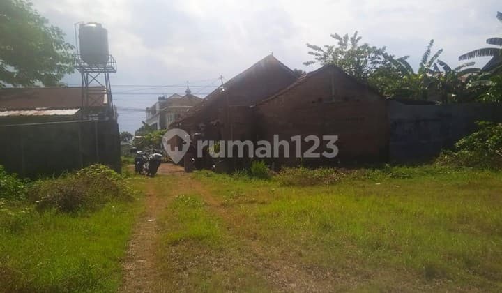 Tanah Luas 8100 Meter Persegi Lokasi Strategis di Berbah Sleman