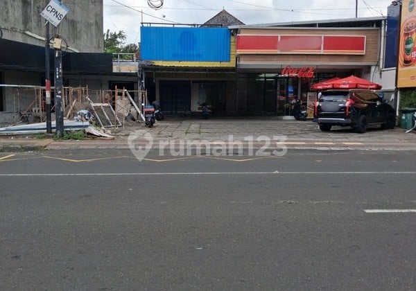 For Rent Strategic Commercial Space in Busy Terban Area Suitable for Culinary & Retail Businesses