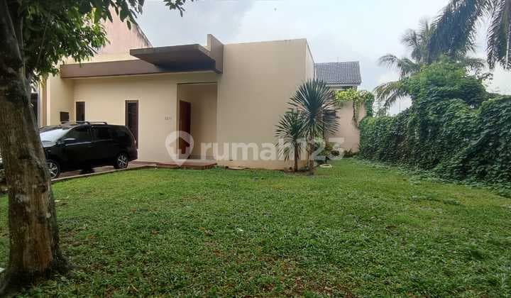 Rumah 1,5 Lantai di Delatinos BSD Cantik ada tanah lebih