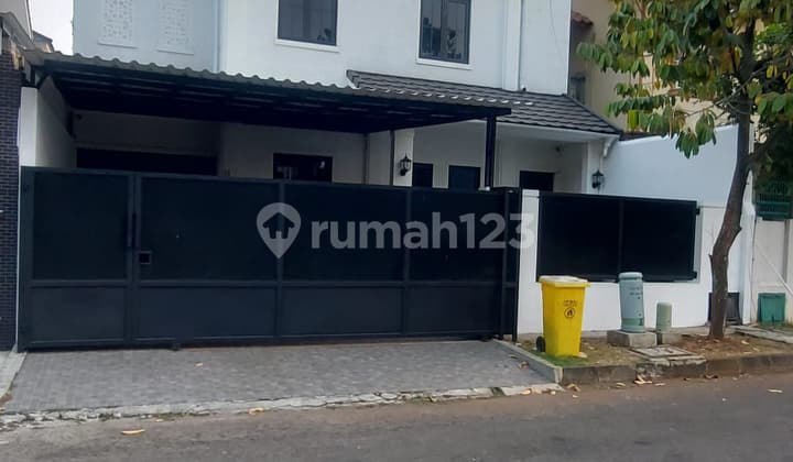 Rumah Baru Classic Modern Fully Furnished di Giri Loka BSD City Siap Huni