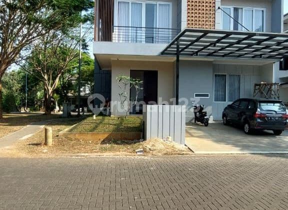 Rumah Baru di Foresta BSD City 2,5 Lantai Siap Huni