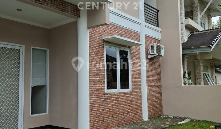 Rumah Dua Lantai Minimalis Cantik Dan Rapi Di Lippo Karawaci