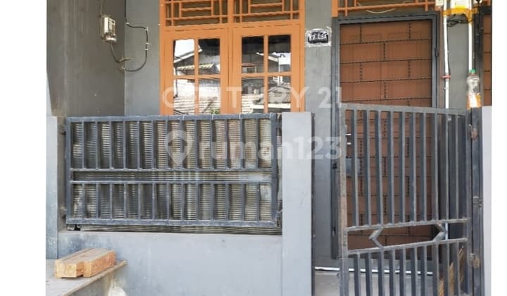 Rumah Petakan / Kontrakan 2 Pintu Perum Binong Permai