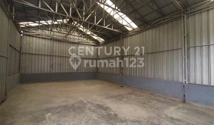 Gudang Disewakan. Bebas Banjir Siap Pakai.di Legok Tangerang