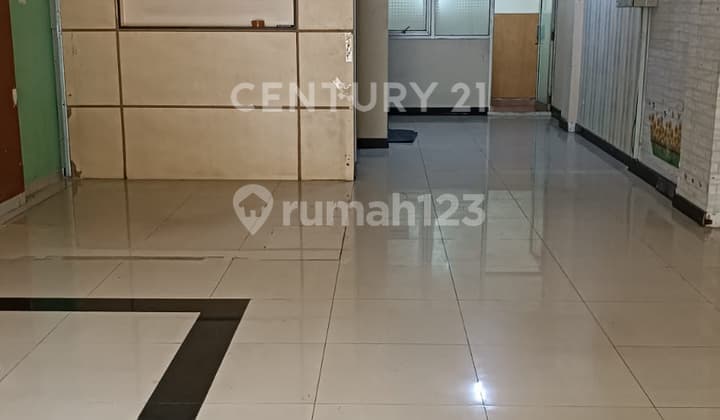 Disewakan Ruko 3 Lantai di Victoria Park Karawaci Tangerang