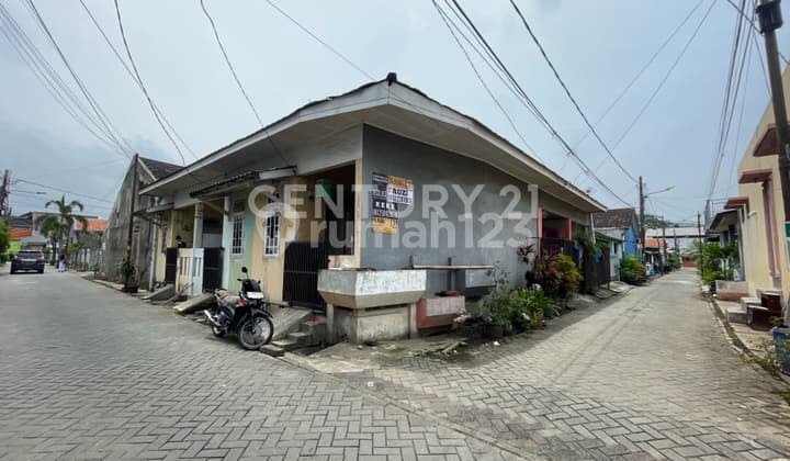 Dijual Kontrakan Strategis di Pusat Kota, Cimone Tangerang