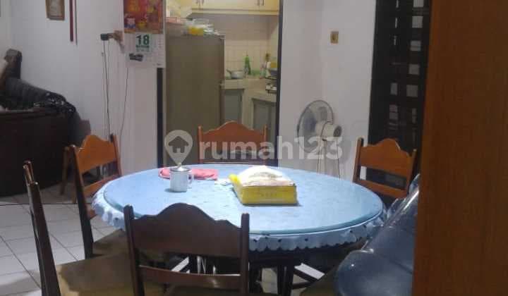 Rumah Kebayoran Lama Hadap Selatan jakarta Selatan
