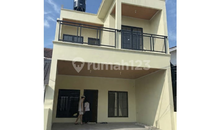 Dijual Rumah Baru 2 Lantai Harga Nego di Venesia Sentul City Ssr940
