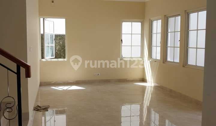 DIJUAL RUMAH MEWAH CLUSTER DIDEPAN MURAH ENGLAND PARK SENTUL CITY