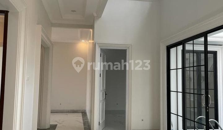 DIJUAL RUMAH MEWAH 2 LANTAI KOLAM RENANG MURAH YUNANI SENTUL CITY