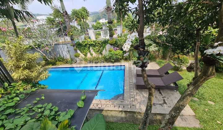 DISEWA RUMAH PREMIUM BULANAN KOLAMRENANG NEGO BEVERLY SENTUL CITY