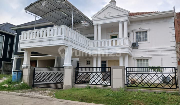 DISEWA RUMAH MEWAH BULANAN FURNIS KOLAM RENANG BAGUS SENTUL CITY