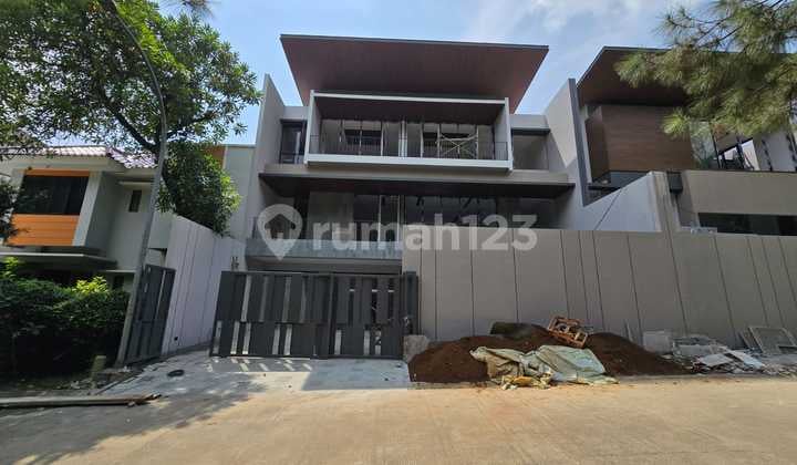 DIJUAL RUMAH MEWAH ADA LIFT VIEW TERBAIK HARGA MURAH SENTUL CITY