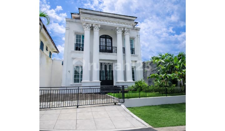 Dijual Rumah Exclusive Kolam Renang Taman Parahyangan Sentul City