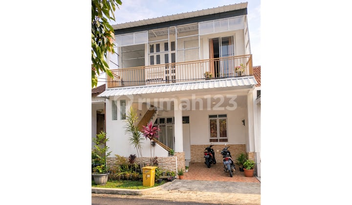Dijual Kosan Mewah 2 Lantai Furnish di Udayana Sentul City Ssr907