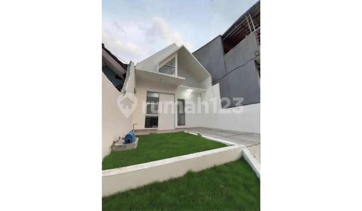 Dijual Rumah Bagus Semi Furnis Harga Murah Griya Alam Sentul City