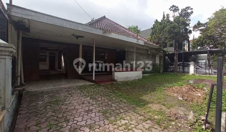Dijual Rumah Setrategis jalan surapati bandung