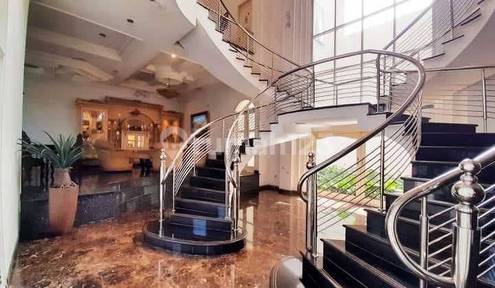 Dijual Rumah Idaman Setrategis 3 Lantai Pasirluyu Bandung