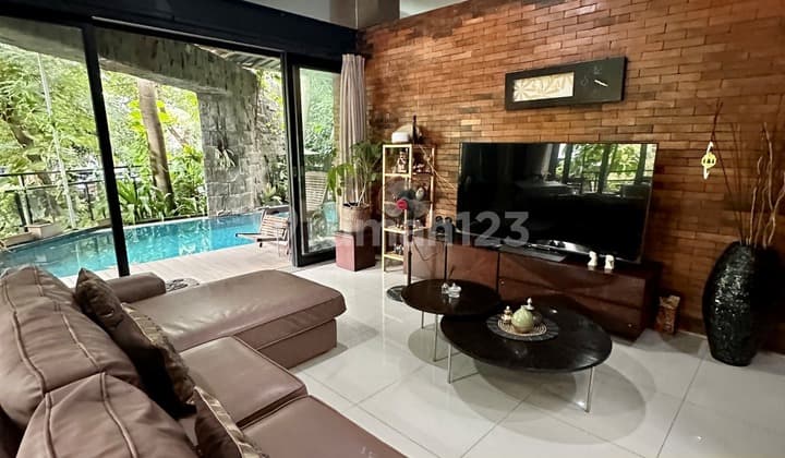 RUMAH MEWAH ELEGAN DESAIN ARTISTIK BINTARO SEKTOR 9, AKSES MUDAH KE BSD CITY, GADING SERPONG
